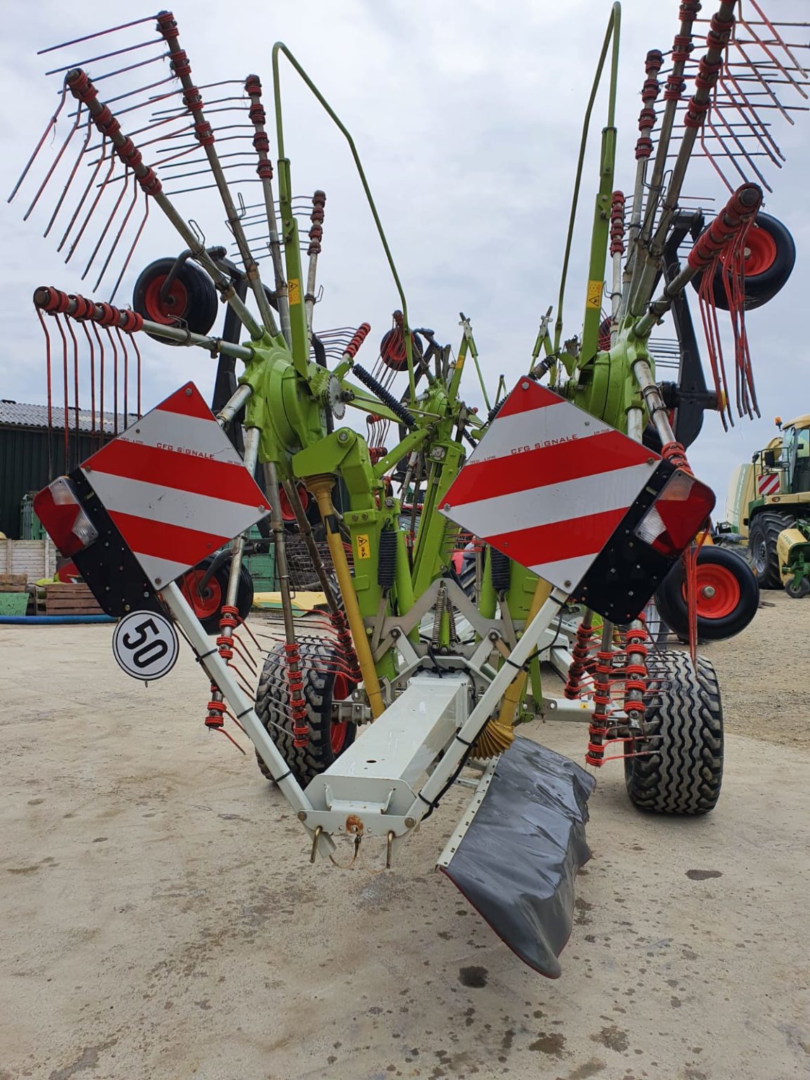 Claas 3500 Rake Arwel???s Agri Services