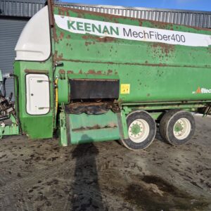 Keenan Feeder Wagon